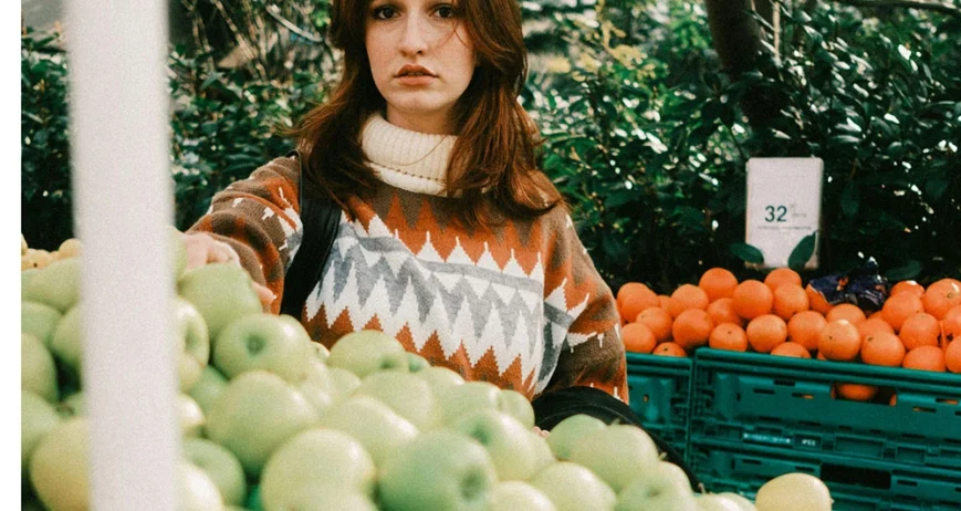 Organic farms avoid toxic inputs, improve soil health, grow clean, sustainable food that supports nature.